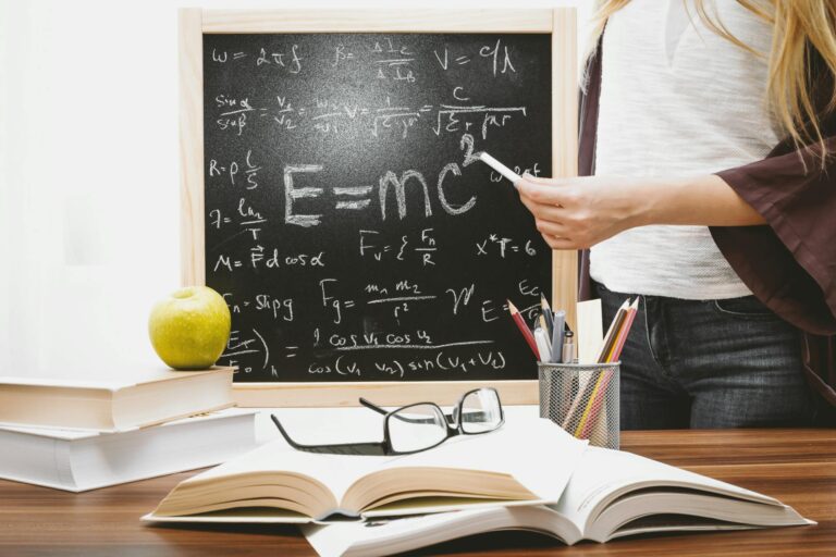 ¿Cómo hacer que la ciencia llegue al aula? Cambiemos su enseñanza